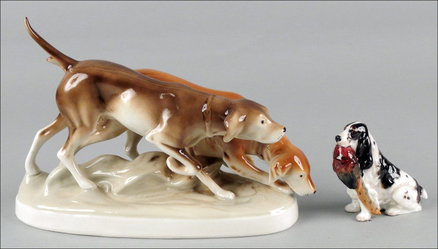 ROYAL DUX PORCELAIN SETTERS.: ROYAL DUX PORCELAIN SETTERS. Together with a Royal Doulton Bird Dog
