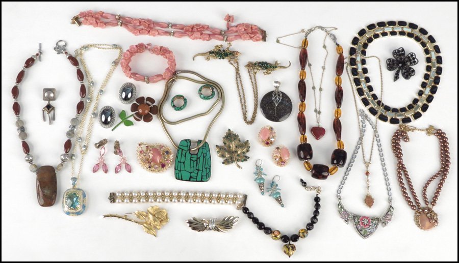 EISENBERG ENAMEL DEMI-PARURE.: EISENBERG ENAMEL DEMI-PARURE. Comprised of a pendant necklace and pair of earclips. Together with a pair of Whiting & Davis earclips, and various rhinestone, bead, and enamel, earclips, bracelets, nec