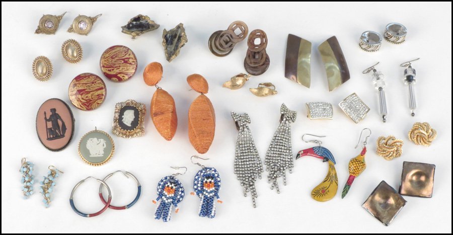 THREE WEDGWOOD JASPERWARE CAMEO BROOCHES.: THREE WEDGWOOD JASPERWARE CAMEO BROOCHES. Together with a collection of earclips and post earrings