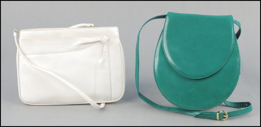 TWO SLAVATORE FERRAGAMO LEATHER SHOULDER BAGS.: TWO SLAVATORE FERRAGAMO LEATHER SHOULDER BAGS. White: 10.5" x 8" Green: 9" x 8"