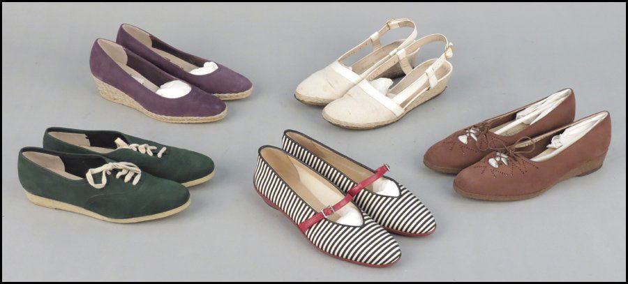 FIVE PAIRS OF SALVATORE FERRAGAMO SHOES.: FIVE PAIRS OF SALVATORE FERRAGAMO SHOES. Never worn, all with boxes Sizes 6 - 6.5