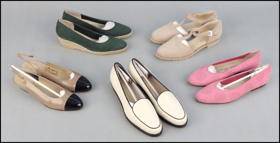 FIVE PAIRS OF SALVATORE FERRAGAMO SHOES.: FIVE PAIRS OF SALVATORE FERRAGAMO SHOES. Never worn, all with boxes Size 7