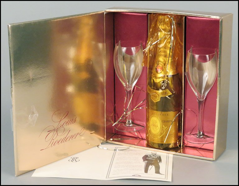 LOUIS ROEDERER CRISTAL BRUT 1985.: LOUIS ROEDERER CRISTAL BRUT 1985. With original box and matching set of glasses