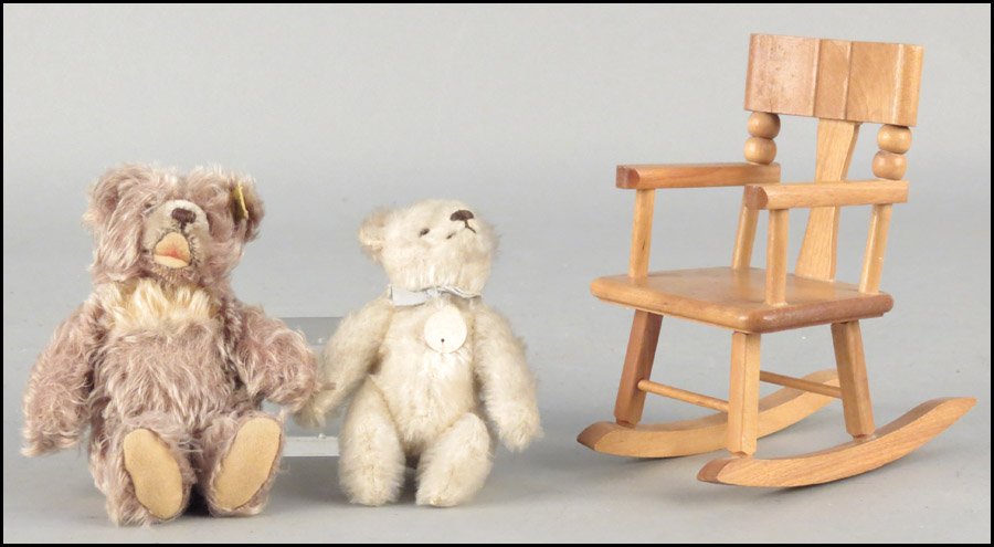 TWO STEIFF BEARS.: TWO STEIFF BEARS. Together with a rocking chair Larger bear: 7" x 5"