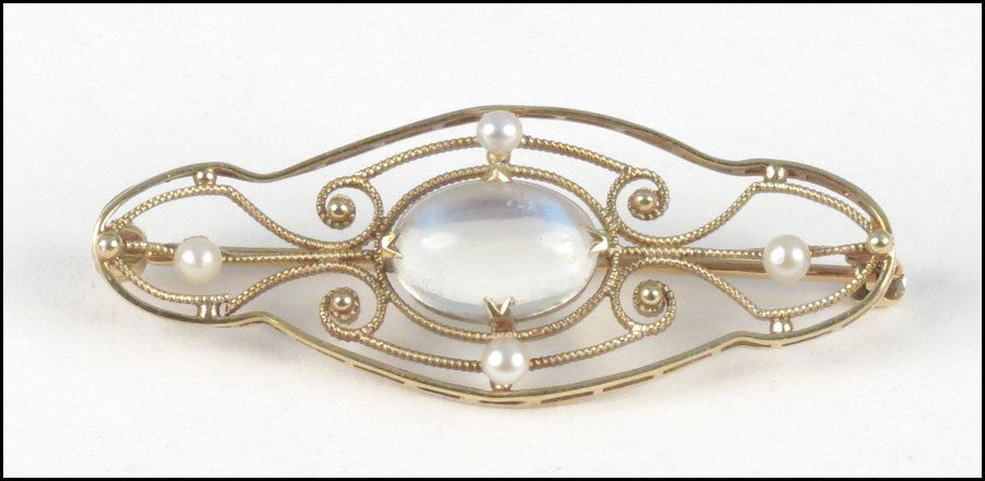 MOONSTONE, PEARL, AND 14 KARAT YELLOW GOLD BRO: MOONSTONE, PEARL, AND 14 KARAT YELLOW GOLD BROOCH. 3.2 grams