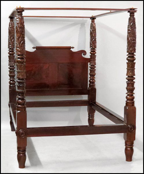 19TH CENTURY CARVED MAHOGANY FOUR-POSTER BED.: 19TH CENTURY CARVED MAHOGANY FOUR-POSTER BED.