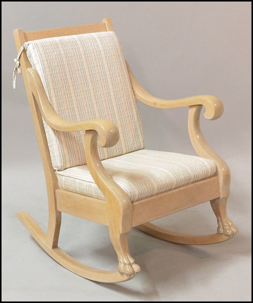 AMERICAN BLONDE OAK ROCKING CHAIR.: AMERICAN BLONDE OAK ROCKING CHAIR. H: 39" W: 27" D: 33"