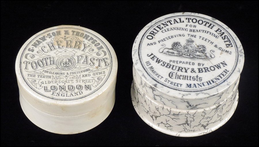 TWO ENGLISH TOOTH PASTE JARS.: TWO ENGLISH TOOTH PASTE JARS. Oriental toothpaste and S. Maw Son & Thompson Larger: 1.75" x 3"