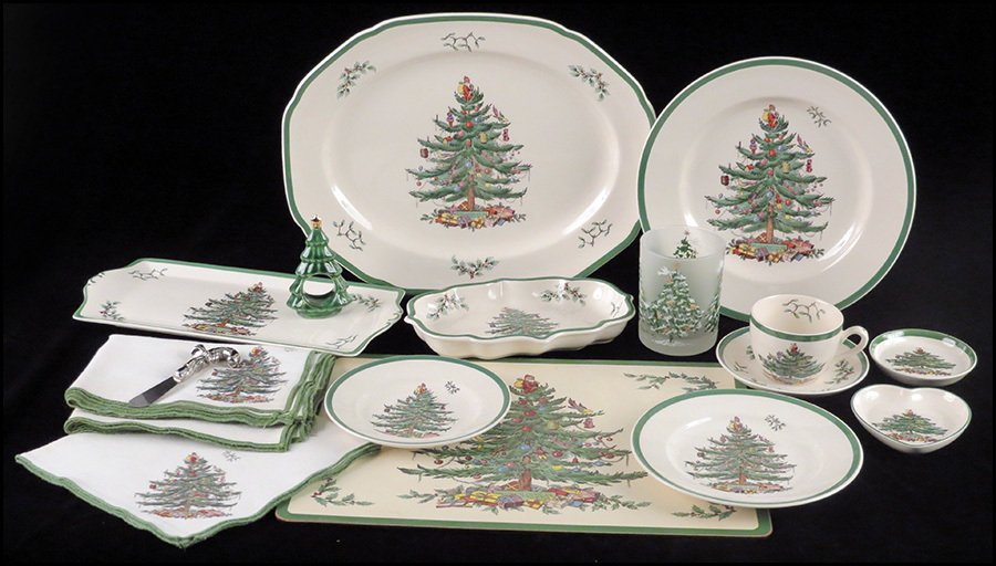 SPODE PORCELAIN DINNER SERVICE.: SPODE PORCELAIN DINNER SERVICE. In the 'Christmas Tree' pattern. Includes six teacups, six saucers, six dinner plates, six bread plates, a serving dish, two serving platters, seven 4" diameter dishes,