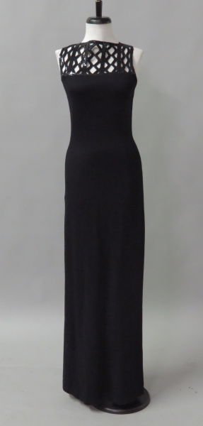 ST. JOHN KNIT SLEEVELESS GOWN.: ST. JOHN KNIT SLEEVELESS GOWN. Bearing a cut out neckline with sequin decoration Size 8