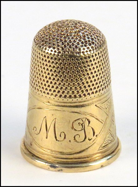 RUSSIAN 14 KARAT GOLD THIMBLE.: RUSSIAN 14 KARAT GOLD THIMBLE. Engraved "M.B.". With original box 6.2 grams