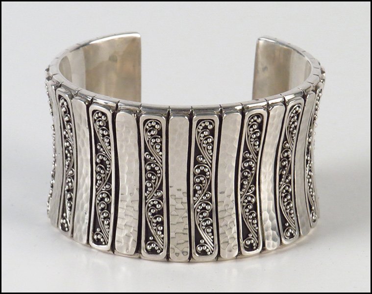 LOIS HILL STERLING SILVER CUFF BRACELET.: LOIS HILL STERLING SILVER CUFF BRACELET.