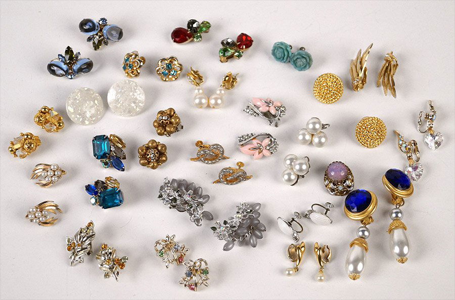 PAIR OF SCHREINER LIGHT BLUE CABOCHON EARCLIPS.: PAIR OF SCHREINER LIGHT BLUE CABOCHON EARCLIPS. Together with a pair of Jomaz white rhinestone pretzel twist screwback earrings, a pair of P&M Paris faux pearl drop earclips, and various pairs of earc