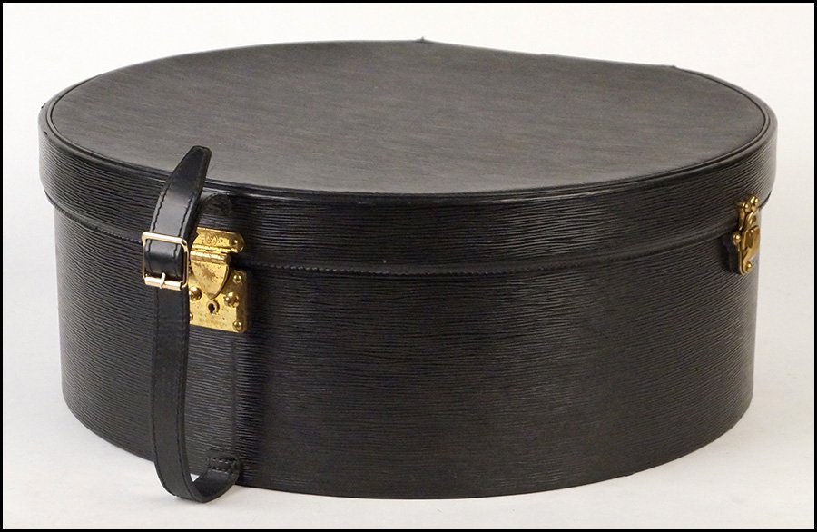 LOUIS VUITTON BLACK EPI LEATHER HAT BOX. - 2
