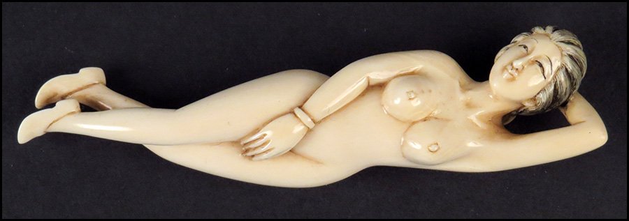 CARVED IVORY NETSUKE OF A DOCTOR'S LADY.: CARVED IVORY NETSUKE OF A DOCTOR'S LADY.