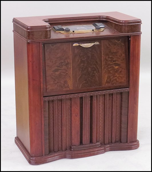 ZENITH CONSOLE RADIO/RECORD CHANGER. - Sep 20, 2013 | Susanin's ...