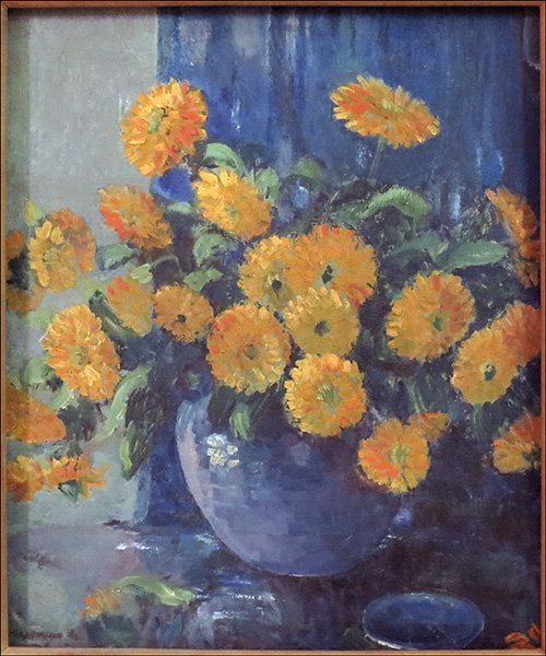MAE JOHNSON (AMERICAN, 20TH CENTURY) FLORAL ARRANGEMENT: MAE JOHNSON (AMERICAN, 20TH CENTURY) FLORAL ARRANGEMENT. Oil on canvas. Signed LL. Frame: 29" x 25" Canvas: 25" x 20"