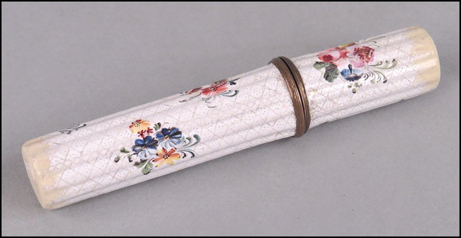 ENGLISH LATE 18TH CENTURY ENAMELED NEEDLE CASE.: ENGLISH LATE 18TH CENTURY ENAMELED NEEDLE CASE.
