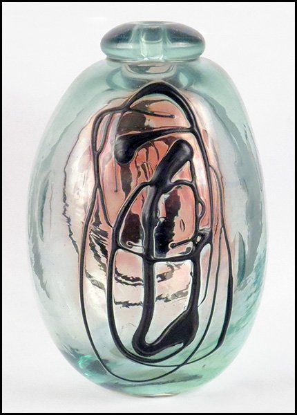 KENT IPSEN GLASS BUD VASE.: KENT IPSEN GLASS BUD VASE. Blown and fused glass. Signed along bottom edge Height: 6.75"
