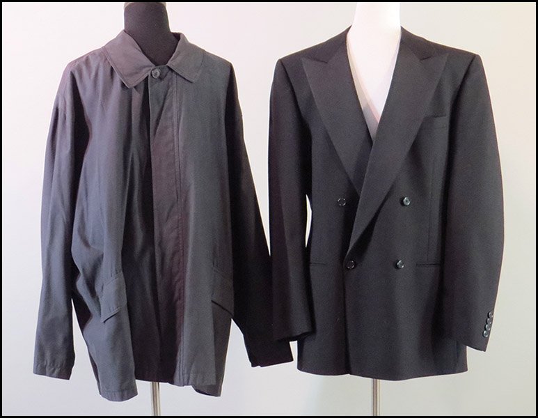 PERRY ELLIS BLACK WOOL PANT SUIT.: PERRY ELLIS BLACK WOOL PANT SUIT. Men's. Bearing silk lapels and a lined interior. Comprised of a blazer and pants. Together with a D2 Drizzle zip front coat, size XL Size: 38/40