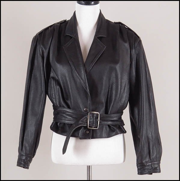 VERA PELLE ITALIAN BLACK LEATHER JACKET.: VERA PELLE ITALIAN BLACK LEATHER JACKET. Bearing an original tag, with a Dalmani tag and a Conferioni di Lusso tag. With a self belt Size: M