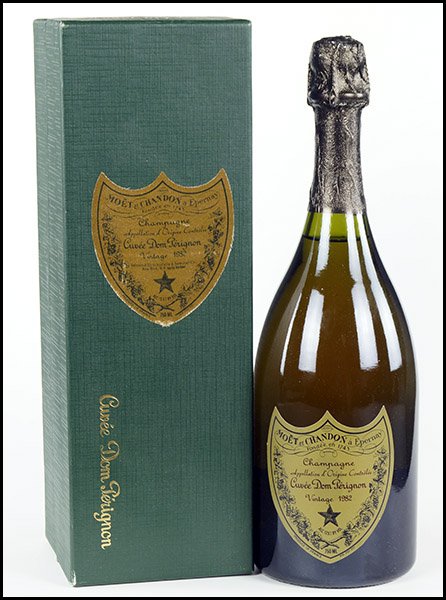 A BOTTLE OF CUVEE DOM PERIGNON, 1982.: A BOTTLE OF CUVEE DOM PERIGNON, 1982. Moet et Chanson a Epernay. With original box