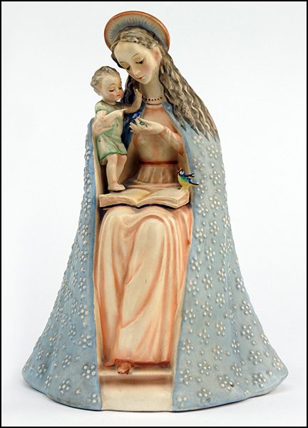 A HUMMEL MADONNA & CHILD.: A HUMMEL MADONNA & CHILD. Height: 11.5"