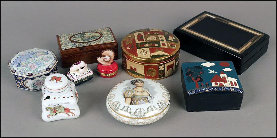 COLLECTION OF DECORATIVE BOXES.: COLLECTION OF DECORATIVE BOXES. Comprised of a shell inlay box, a lacquer box, a Limoges France box depicting 'La Martinique,' a Limoges France box with a baseball mit form on the lid, a painted wood