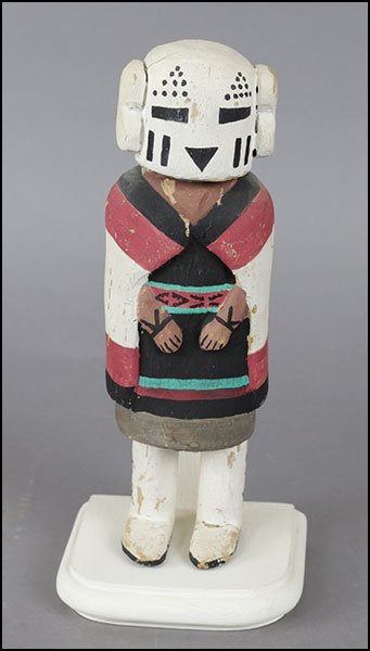 A 'KOCHA KACHIN MANA' SNOW MAIDEN KACHINA DOLL FIGURE.: A 'KOCHA KACHIN MANA' SNOW MAIDEN KACHINA DOLL FIGURE. Figure: 8.5"