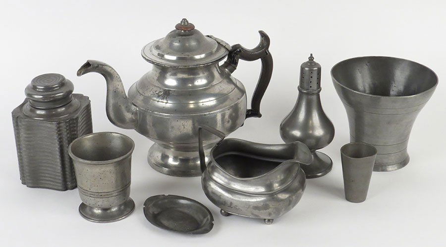 COLLECTION OF 19TH CENTURY PEWTER TABLE ARTICLES.: COLLECTION OF 19TH CENTURY PEWTER TABLE ARTICLES. Comprised of an I. Vickers creamer, an American teapot, an English tea caddy, a pepper shaker, two measuring cylinders, a small dish, and a vase Talle