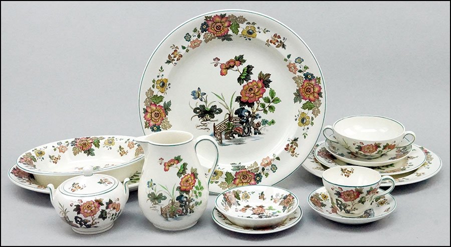 A WEDGWOOD PORCELAIN 'EASTERN FLOWERS' DINNER SERVICE.: A WEDGWOOD PORCELAIN 'EASTERN FLOWERS' DINNER SERVICE. Comprised of a pitcher, a covered sugar bowl, seven soup bowls, six teacups, five saucers, an ashtray, eight dinner plates, eight salad plates, t