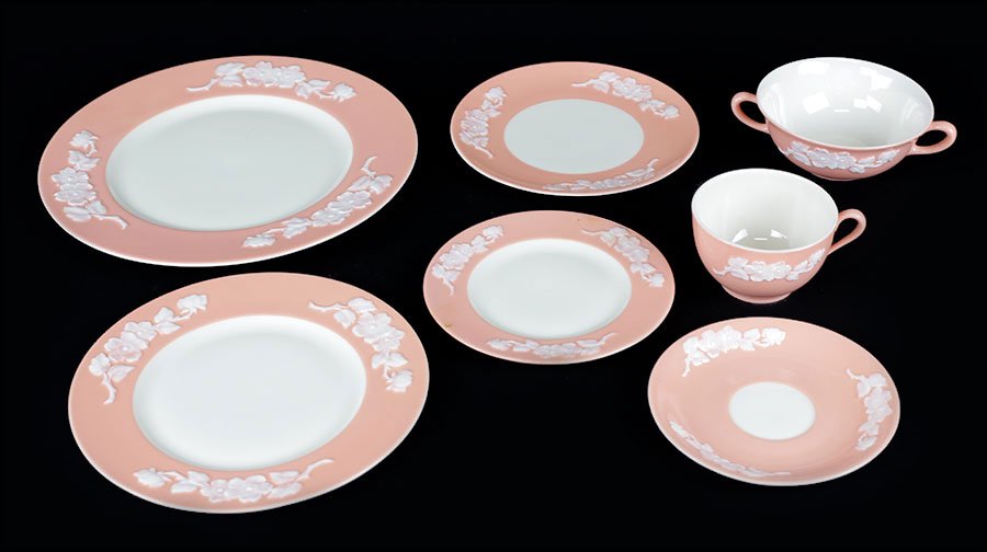 A LENOX PORCELAIN 'CECILLE PINK' PARTIAL DINNER: A LENOX PORCELAIN 'CECILLE PINK' PARTIAL DINNER SERVICE. Comprised of ten dinner plates, ten salad plates, four bread plates, two butterplates, ten handled soup bowls, eleven teacups, and three saucer