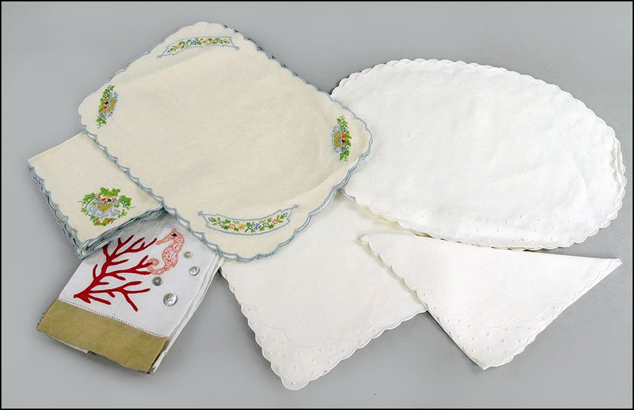 FOUR LENOX AUTUMN EMBROIDERED NAPKINS AND PLACEMENTS.: FOUR LENOX AUTUMN EMBROIDERED NAPKINS AND PLACEMENTS. Together with various table linens