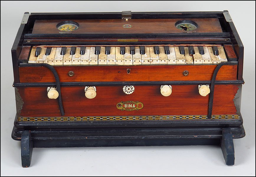 BINA PORTABLE WOOD HARMONIUM.: BINA PORTABLE WOOD HARMONIUM. H: 9" x W: 21" x D: 12"