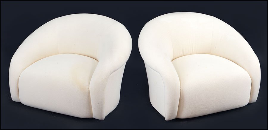 A PAIR OF CONTEMPORARY UPHOLSTERED CLUB CHAIRS.: A PAIR OF CONTEMPORARY UPHOLSTERED CLUB CHAIRS. Labeled J. Robert Scott H: 30" W: 42" D: 40"