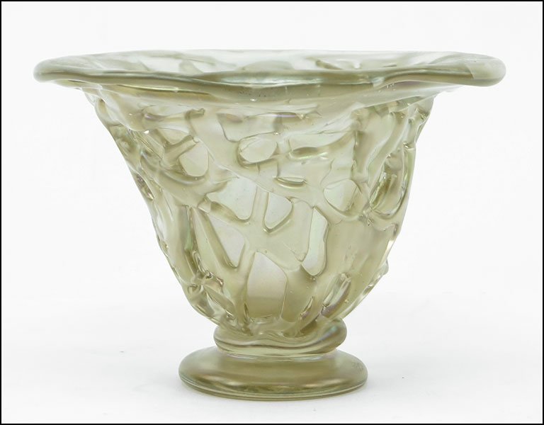 A Mark Peiser Art Glass Footed Bowl.: A Mark Peiser Art Glass Footed Bowl. Etched signature on the underside 5.5" x 8.25"