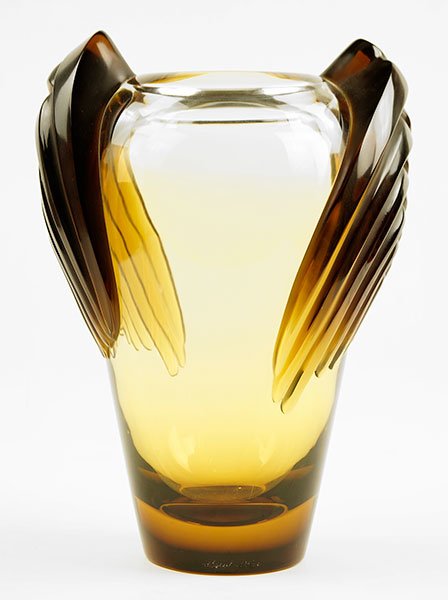 A Lalique Crystal 'Marrakech' Vase. (1 of 2)