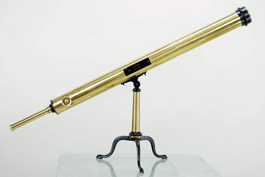 An English Brass Telescope. (1 of 4)