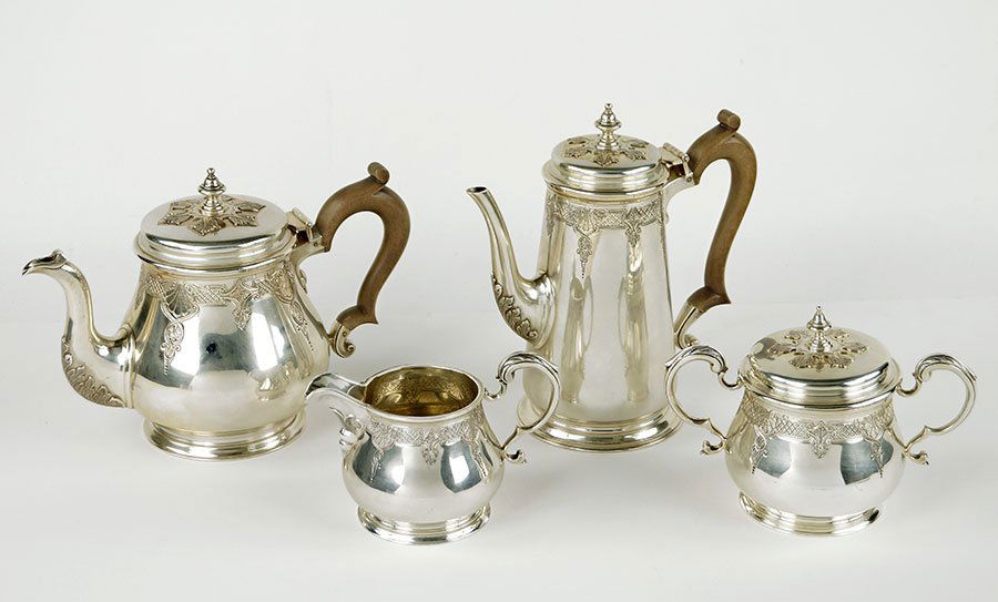An English Sterling Silver Tea and Coffee Service. (1 of 1)