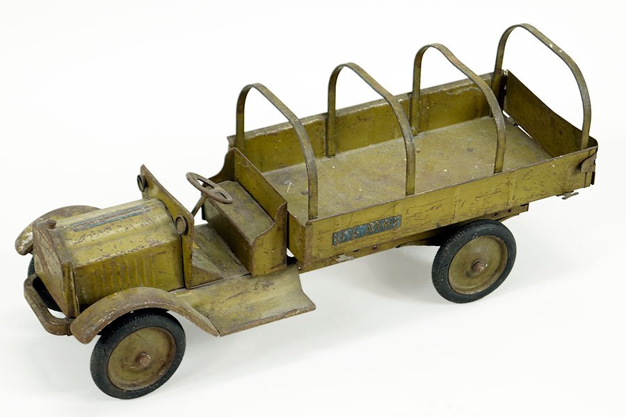 1927 Keystone US Army Packard Truck.: 1927 Keystone US Army Packard Truck. Full cab, fixed bed with struts for shaping canvas, khaki colored, rubber Hood wheels 26" x 8" x 11"