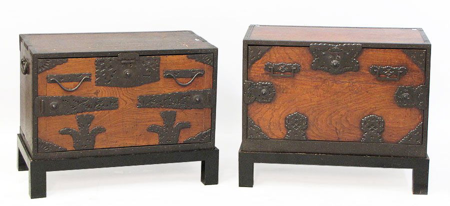 Two Japanese Tansu Chests. (1 of 9)