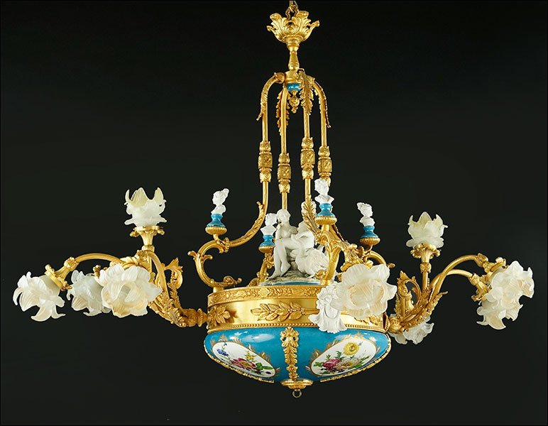 A Rococo Style Ten-Light Chandelier. (1 of 5)