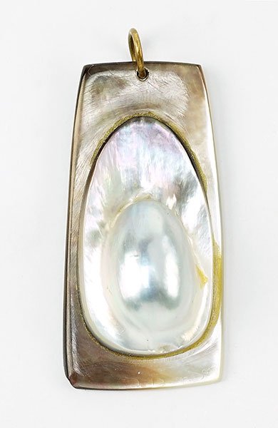 A Blister Pearl Pendant. (1 of 1)