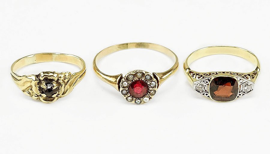 A Diamond, Garnet, And 14 Karat Yellow Gold Ring. (1 of 1)