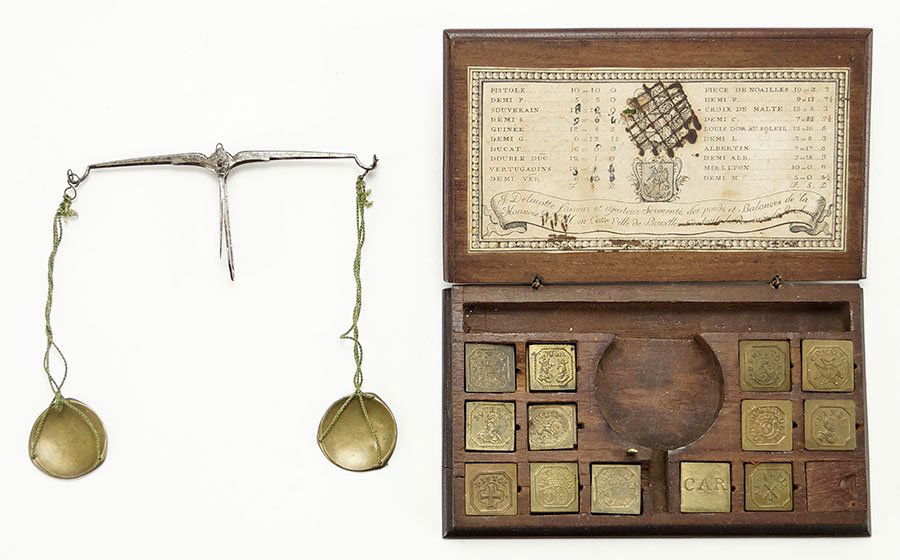 An Antique French Brass Scale Set. (1 of 2)