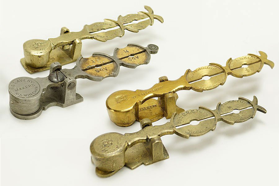 An Avery Brass Souvereign Counterfeit Scales. (1 of 3)