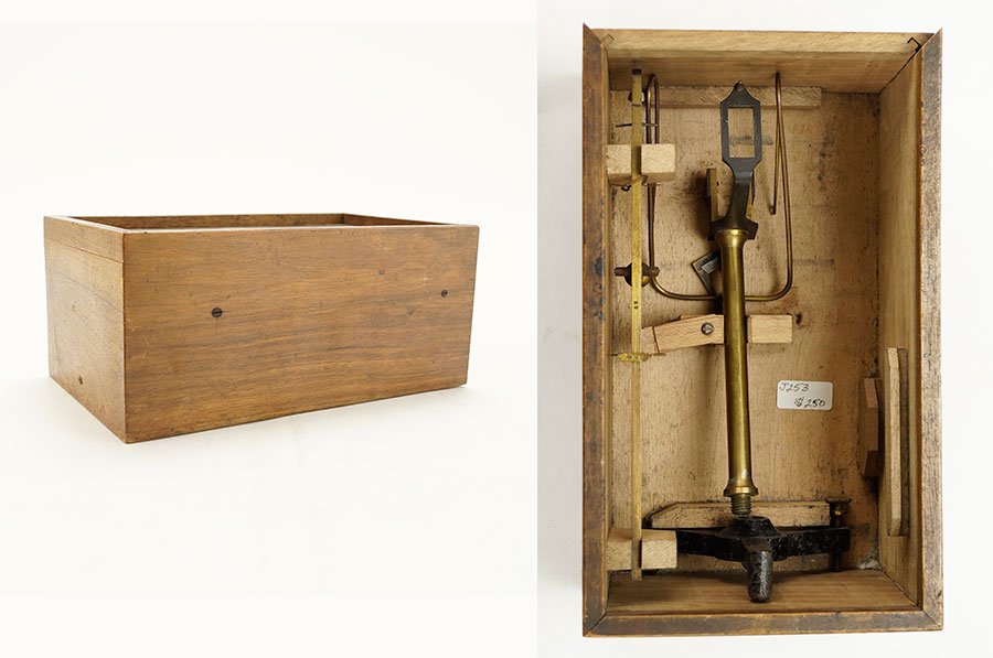 An Antique Boxed Scale. (1 of 1)