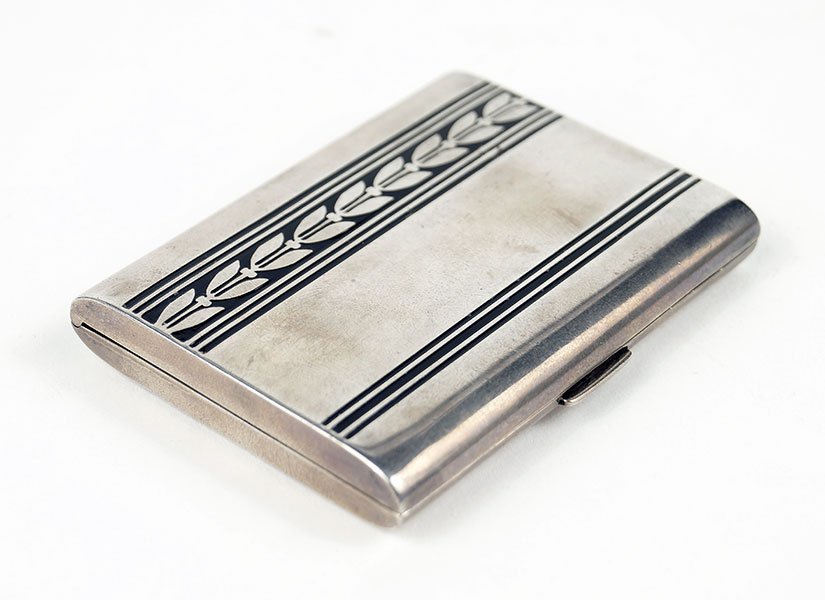 A Sterling Silver Cigarette Case. (1 of 1)