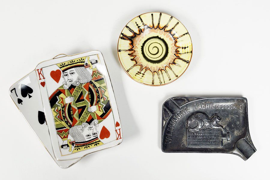 A Collection of Vintage Ashtrays. (1 of 1)