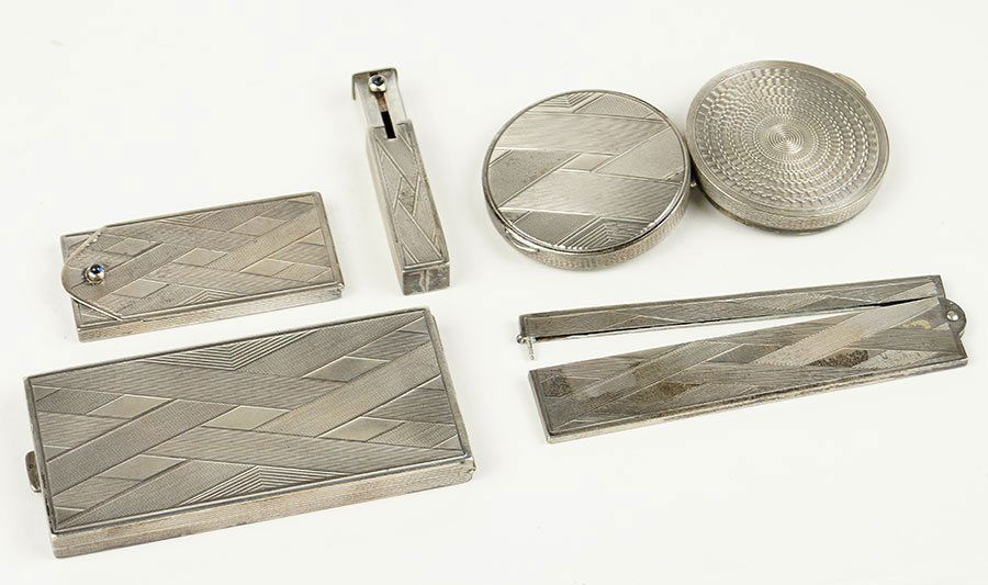 An Art Deco Vienna Silver Vanity Set. (1 of 1)